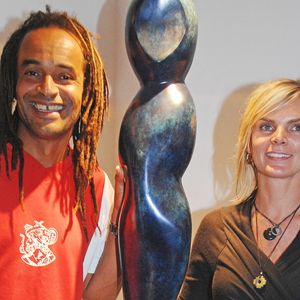 Yannick Noah et son ex-femme Cecilia Rodhe assistent au vernissage de l'exposition de sculptures de Cecilia à la Galerie '75 Faubourg' à Paris, France, le 4 octobre 2007. Photo par Christophe Guibbaud/ABACAPRESS.COM