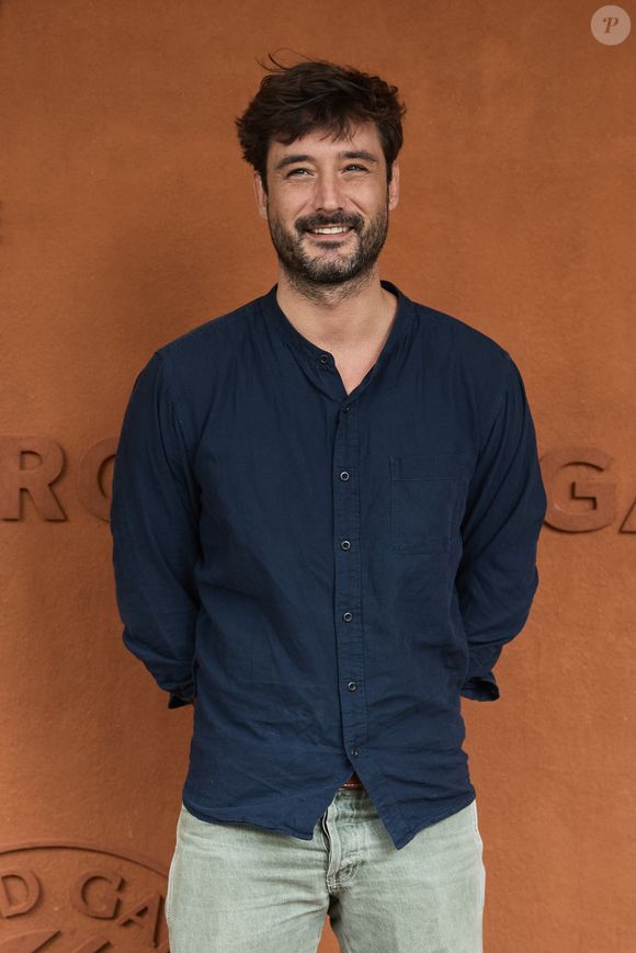 Jérémy Frérot - Les célébrités au village lors des Internationaux de France de tennis de Roland Garros à Paris. © Jacovides-Moreau/Bestimage