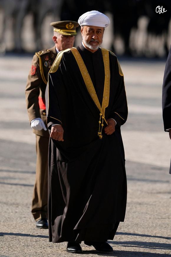 Le roi Felipe VI d'Espagne et la reine Letizia lors de la cérémonie d'accueil du sultan d'Oman Haïtham ben Tariq à Madrid le 4 novembre 2025.

© Alterphotos / PsnewZ / Bestimage