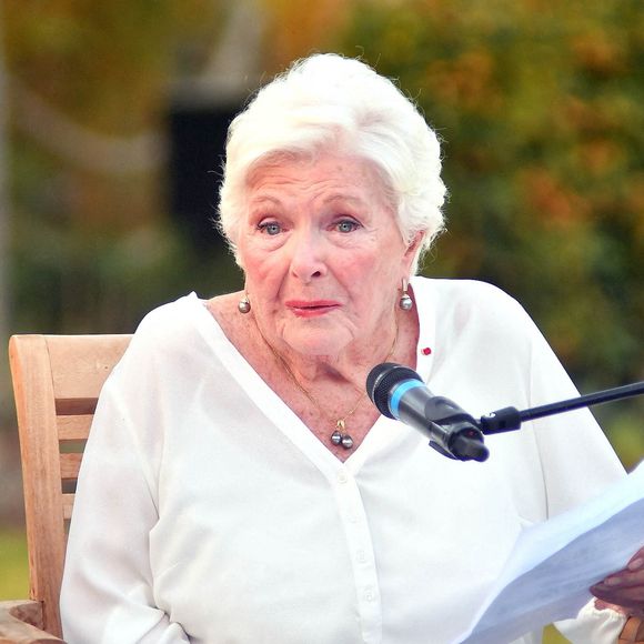 Line Renaud assistant à l'inauguration du "Jardin des Ambassadeurs-Line Renaud" à Paris, France, le 2 octobre 2023. Photo by Karim Ait Adjedjou/ABACAPRESS.COM