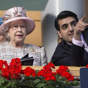 L’hôtel particulier parisien du cheikh Hamad Al-Thani, situé avenue Charles Floquet, dévoile pour la première fois les trésors qu’il abrite. 

La reine Elisabeth II d'Angleterre, Cheikh Hamad bin Abdullah Al-Thani - Course "Qipco British Champions Day" sur l' Hippodrome d'Ascot en presence de membres de la famille royale. AGENCE / BESTIMAGE