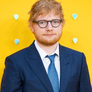 Une perte drastique qu'il doit à l'arrêt du tabac, la course à pied et...

Ed Sheeran lors du photocall de la première du film "Yesterday" au cinéma Odeon Leicester Square à Londres, Royaume Uni, le 18 juin 2019.

Photo : Backgrid UK / Bestimage