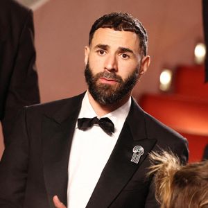 En conflit avec Al-Ittihad au sujet de la prolongation de son contrat, Karim Benzema a finalement signé chez la concurrence. 

Karim Benzema assiste au tapis rouge lors du Festival de Cannes au Palais des Festivals à Cannes, France. Photo by Jerome Domine/ABACAPRESS.COM