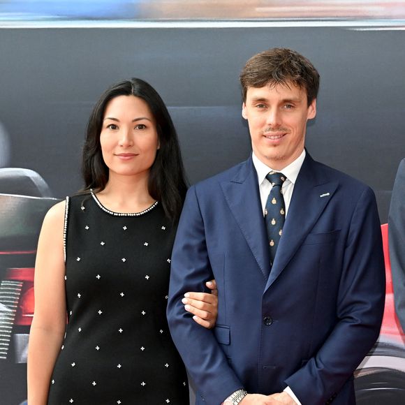 En story Instagram, Louis Ducruet a révélé qu'un individu usurpait son identité sur WhatsApp.

Louis Ducruet et Marie Chevallier lors de l'inauguration de l’exposition "Monaco et l’Automobile, de 1893 à nos jours" au Grimaldi Forum, le 30 juin 2026.

© Bruno Bebert/Bestimage