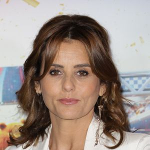 Faustine Bollaert s'affiche toujours très bien habillée.

Faustine Bollaert - Avant-première du film "Super Grand Prix" au cinéma le Grand Rex à Paris. © Coadic Guirec/Bestimage