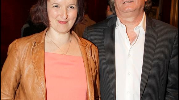"Quand on est veuve, on est veuve de quelqu’un" : Anne Roumanoff évoque son ex-mari Philippe Vaillant, père de ses filles, qui s'est éteint il y a 4 mois