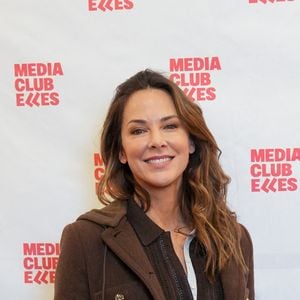 “Tu seras pro mon fils” est un documentaire produit par Mélissa Theuriau.
Mélissa Theuriau - Cérémonie des Trophées médiaClub'Elles dans les salons de l'Hôtel de Lassay. © Anne-Sophie Guebey / Bestimage