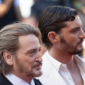 Benoit Magimel, Niels Schneider - Montée des marches du film " La bataille de Gaulle : L'âge de fer " lors du 79ème Festival International du Film de Cannes, le 20 mai 2026. © Jacovides-Moreau / Bestimage