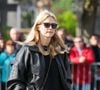 Lors de la cérémonie d'adieu à Émilie Dequenne, au cimetière du Père Lachaise, à Paris, ses proches, mais aussi de nombreux célébrités, se sont réunis pour dire Adieu à la comédienne belge, notamment Virginie Efira.
Virginie Efira aux arrivées des obsèques d'Emilie Dequenne au cimetière Père Lachaise à Paris, France. © Cyril Moreau/Bestimage