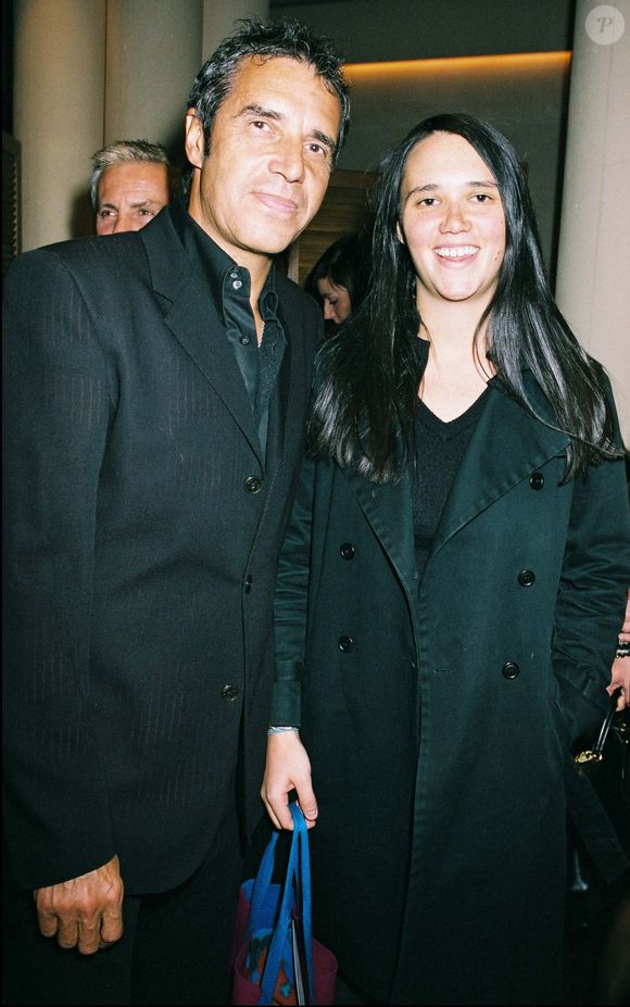 Julien Clerc et sa fille Jeanne à l'hôtel Park Hyatt de Paris le 29 octobre 2003
BERTRAND RINDOFF PETROFF / BESTIMAGE