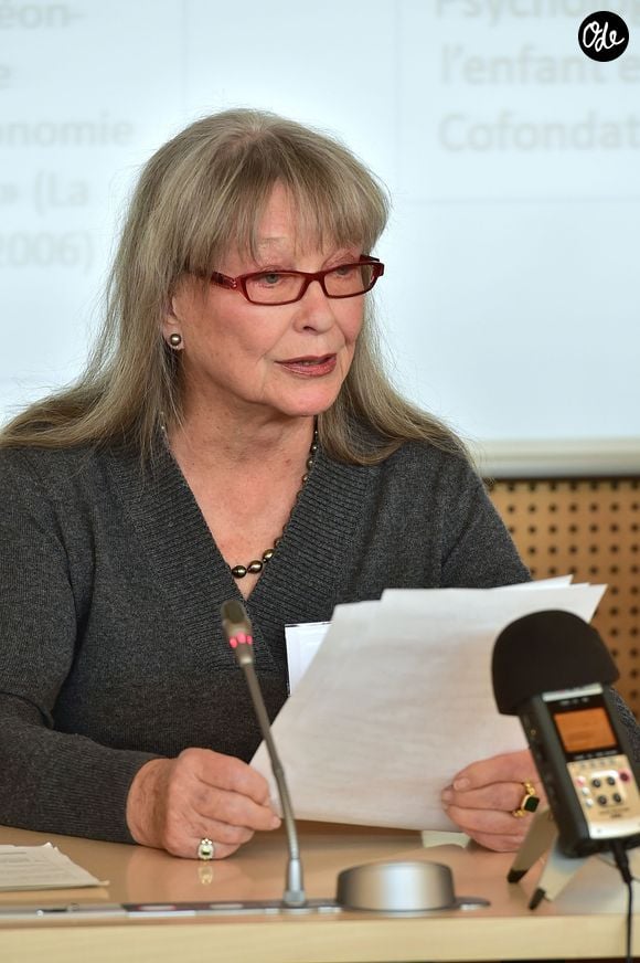Exclusif - Marina Vlady - Conférence "Actions Addictions" au conseil économique et social à Paris, le 25 mars 2015. # No web No blog pour Belgique/Suisse
