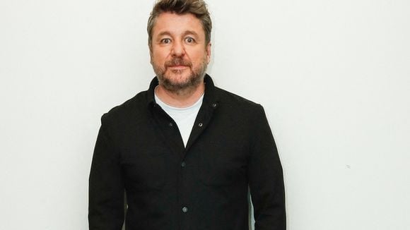 "Avec mes associés" : Déjà très présent à la télé et à la radio, Bruno Guillon travaille en parallèle sur d'autres projets