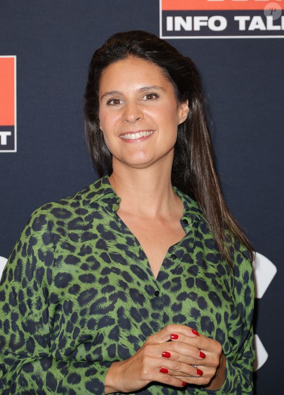 Apolline de Malherbe a également son petit secret pour se déconnecter et enfin souffler. C’est en cuisinant qu’elle dit parvenir à décrocher. Elle est décidément sur tous les fronts.

Apolline de Malherbe - Conférence de presse de la rentrée RMC à Paris le 2 septembre 2025. © Coadic Guirec/Bestimage