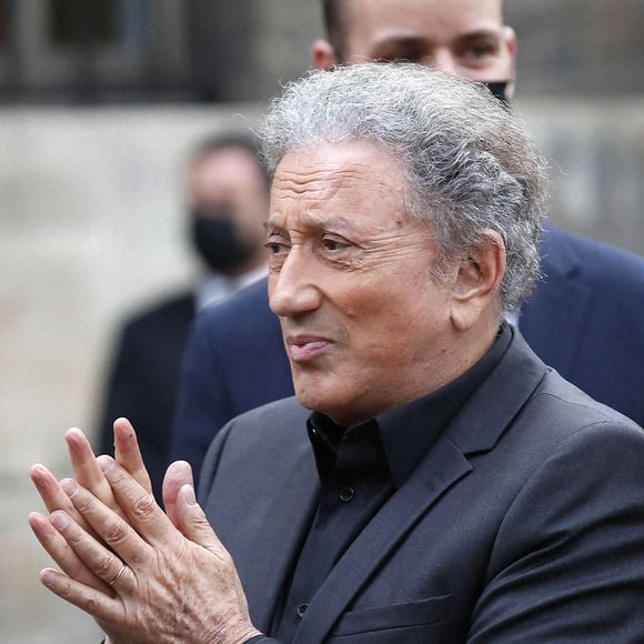 Michel Drucker - Obsèques de Jean-Paul Belmondo en en l'église Saint-Germain-des-Prés, à Paris le 10 septembre 2021.

© Cyril Moreau / Bestimage