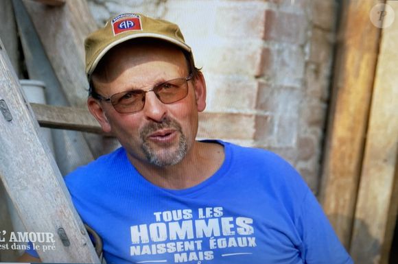 Denis, nouvel agriculteur de L'amour est dans le pré. M6