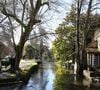 Le rachat, estimé à 11 millions d’euros auxquels s’ajouteraient au moins 4,5 millions de travaux, n’est pas encore signé.

Rassemblement pour les 40 ans de la mort de Claude François à l'église de Dannemois et au cimetière puis visite du moulin ou il habitait le 11 mars 2018. © Agence/Bestimage