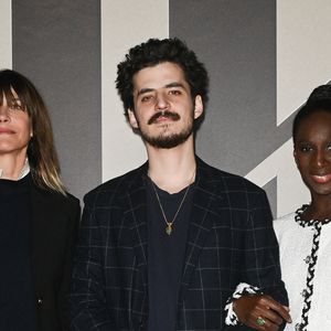 Exclusif - Sophie Marceau, Vincent Zulawski et Eye Haïdara - Photocall de l'avant-première du film "Les Trois Mousquetaires : D'Artagnan" aux Invalides à Paris le 21 mars 2023.

© Guirec / Moreau / Jacovides / Bestimage