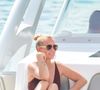 À savoir Saint-Barth, où elle se rend chaque fin d'année.

Exclusif - Week-end tropézien pour Laeticia Hallyday, aperçue ce dimanche sous le soleil éclatant de la baie des Canoubiers le 15 juin 2025.