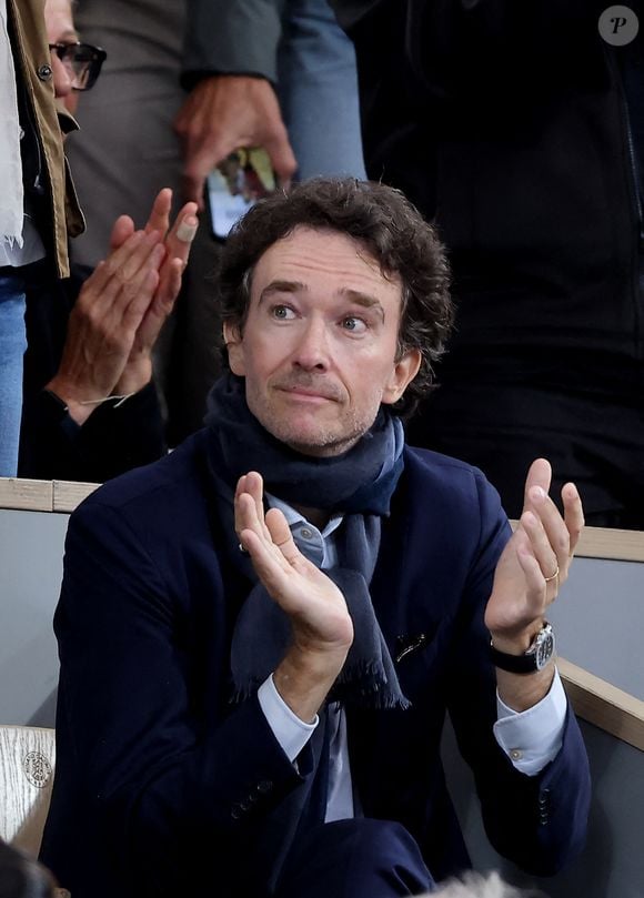 Antoine Arnault dans les tribunes lors des Internationaux de France de Tennis de Roland Garros 2025, à Paris, France, le 4 juin 2025. © Jacovides-Moreau/Bestimage