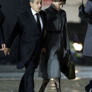 Nicolas Sarkozy et sa femme Carla Bruni - Arrivées à la cérémonie de réouverture de la cathédrale Notre-Dame de Paris, le 7 décembre 2024. Joyau de l’art gothique, lieu de culte et de culture, symbole universel de la France et de son histoire, la cathédrale de Notre-Dame de Paris rouvre ses portes les 7 et 8 décembre, cinq ans après le terrible incendie qui l’avait ravagée le 15 avril 2019. 
© Agence / Bestimage