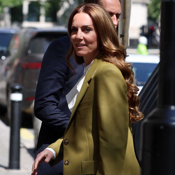 Mais elle a opéré son retour 

Catherine (Kate) Middleton, princesse de Galles, arrive aux studios "180 Strand" à Londres. GOFF INF / BESTIMAGE