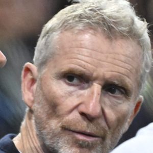 On le sait, Denis Brogniart est un féru de sport.

Denis Brogniart et Marc Maury au tournoi de tennis ATP Masters 1000 de Paris (Paris Rolex Master ) à l'Accor Arena - Palais Omnisports de Paris-Bercy - à Paris, France © Chryslene Caillaud/Panoramic/Bestimage