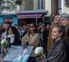 Ils ont inauguré la place qui portera désormais le nom de Naâman, ainsi qu'une stèle avec la photo de l'artiste.
La famille de Naâman lors de l'hommage au chanteur, sur la place rebaptisée à son nom à Dieppe, le 23 février 2025.
Photo : Florian Savina / Bestimage
