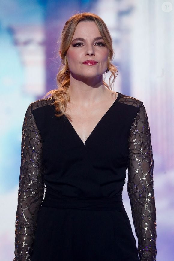 Exclusif - Cécilia Cara - Enregistrement de l'émission "La grande soirée des comédies musicales", présentée par E.Gossuin et H.Segara et diffusée le 26 mars sur W9
© Christophe Clovis / Bestimage