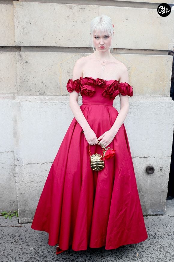 Lara Cosima Henckel von Donnersmarck - Arrivées au défilé Giambattista Valli mode femme automne / hiver 2024-2025 lors de la Fashion Week de Paris (PFW) au Carrousel du Louvre, le 1er mars 2024. 
© Christophe Clovis / Bestimage