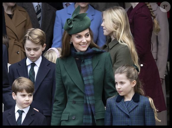 Comme beaucoup de parents, le couple royal souhaite ralentir avant le coucher

Le prince Louis, le prince George, la princesse de Galles et la princesse Charlotte après le service religieux du matin de Noël à l'église St Mary Magdalene à Sandringham, Norfolk, Angleterre, Royaume-Uni, le mercredi 25 décembre 2024. Photo par Stephen Lock/i-Images/ABACAPRESS.COM
