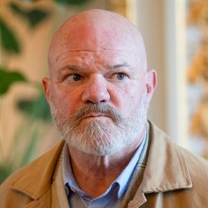 Figure emblématique de la gastronomie et du petit écran, Philippe Etchebest s'est exprimé sur les réalités économiques de son métier.

Exclusif - Le chef Philippe Etchebest participe au petit-Déjeu des partenaires du Festival Bon à la mairie de Bordeaux, France. © Jean-Bernard Nadeau/Bestimage