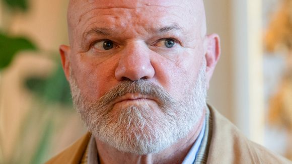 "Dès qu'un client s'assoit, c'est 47 euros" : Philippe Etchebest justifie les prix élevés de ses restaurants