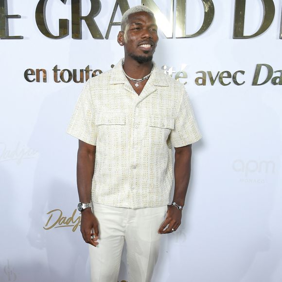 Paul Pogba au photocall du Grand Dîner en toute intimité avec Dadju sur la plage de l'hôtel Carlton en marge du 78ème Festival International du Film de Cannes, France, le 17 mai 2025. © Lionel Urman/Bestimage