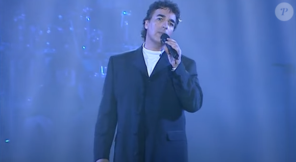 Un mariage plein de tendresse, qui prouve que l’amour n’a décidément pas d’âge.

Christian Delagrange - Clip Vivre Seul (1990)