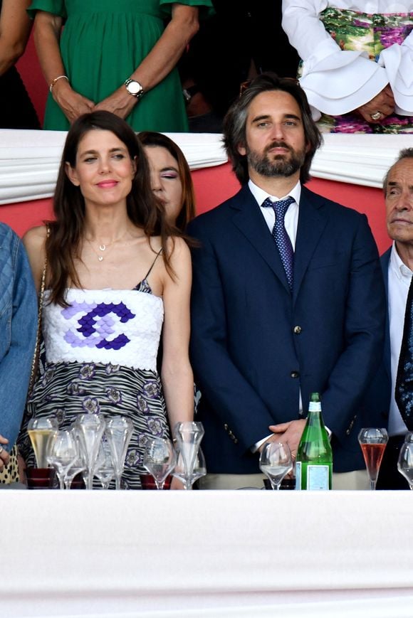 Charlotte Casiraghi et Dimitri Rassam durant la dernière soirée de la 17eme édition du Longines Global Champions Tour à Monaco, le 1er juillet 2023 sur le port de Monaco, pour le Longines Global Champions. C'est le français Julien Épaillard qui a remporté le Longines Global Champions Tour Grand Prix du Prince de Monaco, doté de 1,5 millions d'euros, suivi par Harrie Smolders et Jane Sadran. © Bruno Bebert/Bestimage