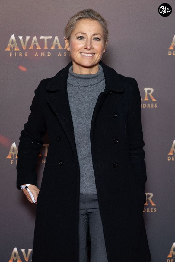 La journaliste et animatrice de télévision française Anne-Sophie Lapix assiste à la première européenne du film « Avatar : Fire And Ash » le 5 décembre 2025 à la « Seine Musicale » à Boulogne-Billancourt, près de Paris, en France. Photo d'Alexis Jumeau/ABACAPRESS.COM