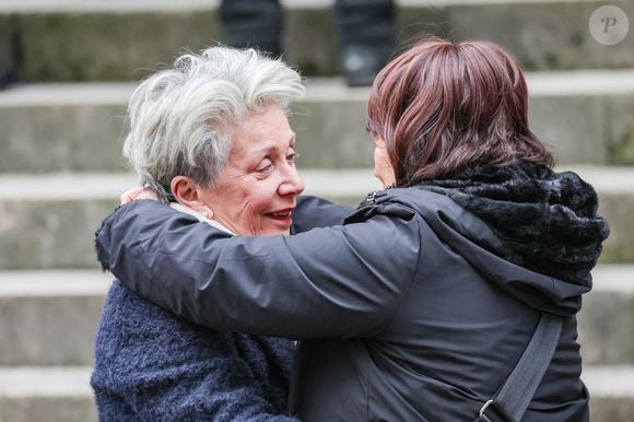 Françoise Laborde, la soeur de la défunte - Arrivées aux obsèques de C.Laborde en l’église Saint-Roch à Paris, le 6 février 2025. Décédée le 28 janvier 2025 à l'âge de 73 ans, l'ancienne présentatrice météo de TF1 (1988 - 2017) était atteinte de la maladie neurodégénérative à corps de Lewy.
© Jacovides - Moreau / Bestimage