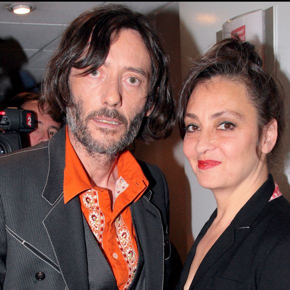 Le monde de la musique française pleure une icône. 

Les Rita Mitsouko Fred Chichin et Catherine Ringer - Enregistrement de l'émission "Vivement Dimanche - Spécial Charles Aznavour"