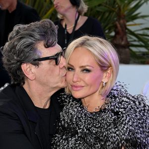 Semi-exclusif - Marc Lavoine et sa compagne Adriana Karembeu - 11ème édition du Gala de charité de Patrick Mouratoglou à la Mouratoglou Academy & Resort à Biot le 21 juin 2025. Ce gala de prestige réunit chaque année les grandes figures du sport, du divertissement et de nombreux donateurs, mobilisés pour soutenir les jeunes talents du tennis mondial. © Bruno Bebert/Bestimage