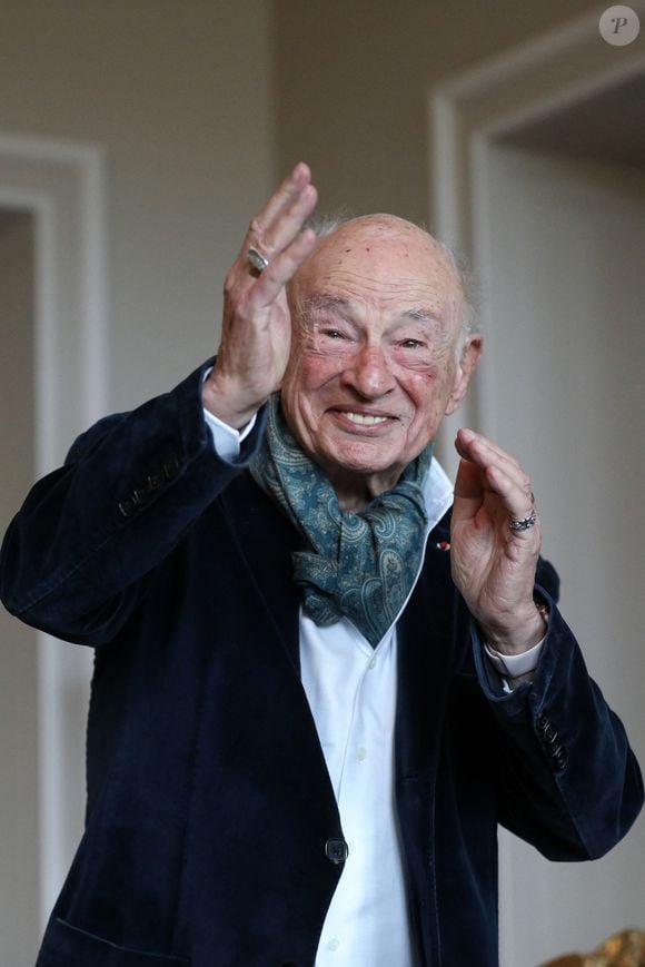 Edgar Morin à Paris, France, le 9 juillet 2021. 

Photo par Stéphane Lemouton/Bestimage