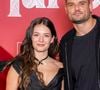 Florent Manaudou est venu soutenir Elsa Bois

Le nageur français Florent Manaudou et la danseuse et actrice française Elsa Bois posent lors d'une séance photo avant la projection du film « Les Hauts de Hurlevent » au cinéma du Grand Rex à Paris. Photo d'Eliot Blondet/ABACAPRESS.COM