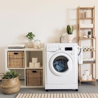 Le troisième compartiment du lave-linge est souvent mal utilisé : voici à quoi il sert vraiment
