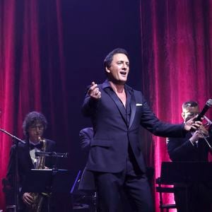 Exclusif - Dany Brillant - Célébrités au concert de Dany Brillant à l'Olympia à Paris le 15 février 2026. Après 3 ans d'absence en live Dany est à nouveau sur scène pour un show " BEST OF TOUR " de ses plus grands titres ! En passant du jazz de Saint-Germain, à la dolce vita de Rome sans oublier Cuba et sa salsa entêtante ! Un show explosif et unique a ne pas rater. Après son passage à la salle Pleyel à Paris (Complet), il était de nouveau en concert à Paris, le dimanche 15 février à l'Olympia (Complet). Actuellement en tournée en France. © Jack Tribeca/Bestimage