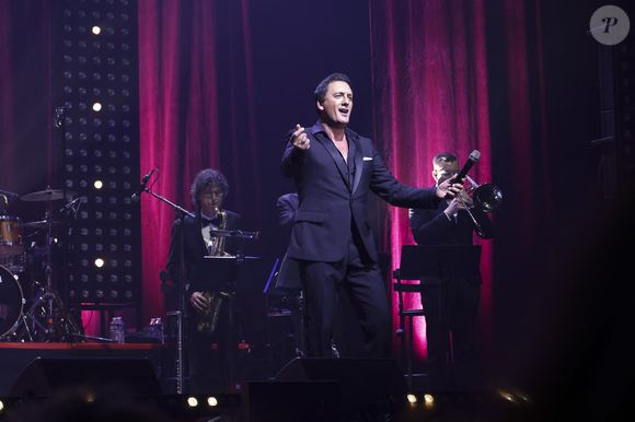 Exclusif - Dany Brillant - Célébrités au concert de Dany Brillant à l'Olympia à Paris le 15 février 2026. Après 3 ans d'absence en live Dany est à nouveau sur scène pour un show " BEST OF TOUR " de ses plus grands titres ! En passant du jazz de Saint-Germain, à la dolce vita de Rome sans oublier Cuba et sa salsa entêtante ! Un show explosif et unique a ne pas rater. Après son passage à la salle Pleyel à Paris (Complet), il était de nouveau en concert à Paris, le dimanche 15 février à l'Olympia (Complet). Actuellement en tournée en France. © Jack Tribeca/Bestimage
