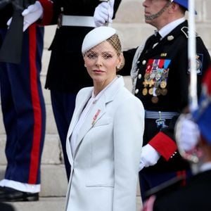 Charlene de Monaco a fait une apparition très remarquée.

La princesse Charlene de Monaco - La famille princière Monégasque arrive à la cathédrale Notre-Dame-immaculée de Monaco le jour de la fête nationale à Monaco. © Dominique Jacovides - Bruno Bebert / Bestimage