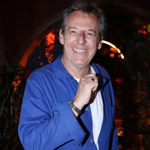 Jean-Luc Reichmann participe à la Super Moscato Show Party organisée par Five Eyes Production au Buddha Bar le 18 juin 2025 à Paris, France. Photo Jerome Dominé/ Abaca