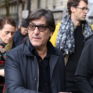 C'est à cause du geste malheureux d'un médecin 

Yvan Attal - Marche pour la République et contre l'antisémitisme à Paris le 12 novembre 2023.
© Denis Guignebourg  / Bestimage