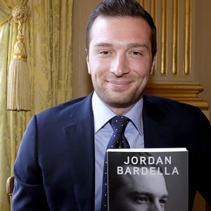 Jordan Bardella est l'invité du déjeuner-débat de l’organisation Ethic à Paris, le 28 avril 2025 / © Cédric Perrin / Bestimage