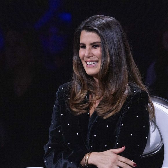 Karine Ferri enregistre l'émission "La chanson secrète", présentée par Nikos Aliagas et diffusée le 29 décembre sur TF1

© Guillaume Gaffiot-Cyril Moreau / Bestimage