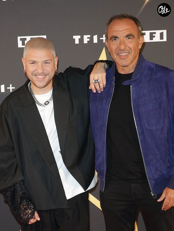 Quentin Mosimann et Nikos Aliagas - Photocall des Profs de la Star Academy 2026 à Boulogne-Billancourt le 23 septembre 2026. © Coadic Guirec/Bestimage